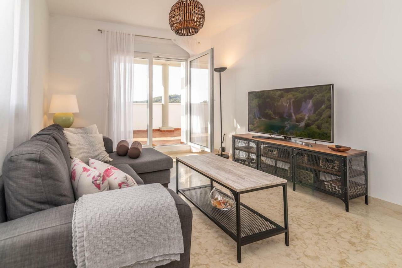 Recently Decorated 2Bdr Penthouse In Fuengirola Apartment Exterior photo